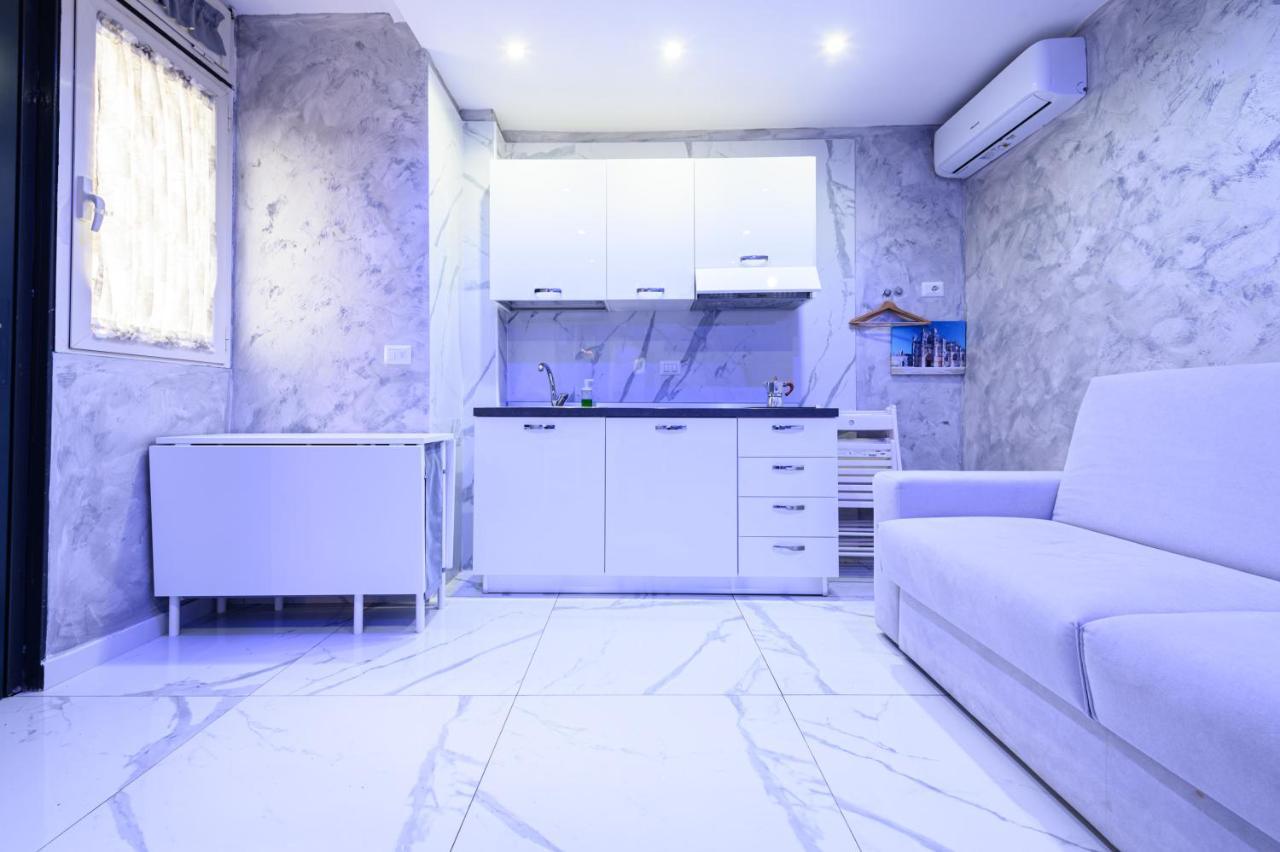 La Magnifica Napoli Apartments White House Luaran gambar
