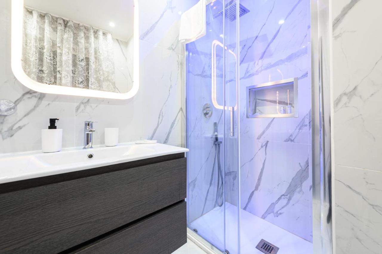 La Magnifica Napoli Apartments White House Luaran gambar