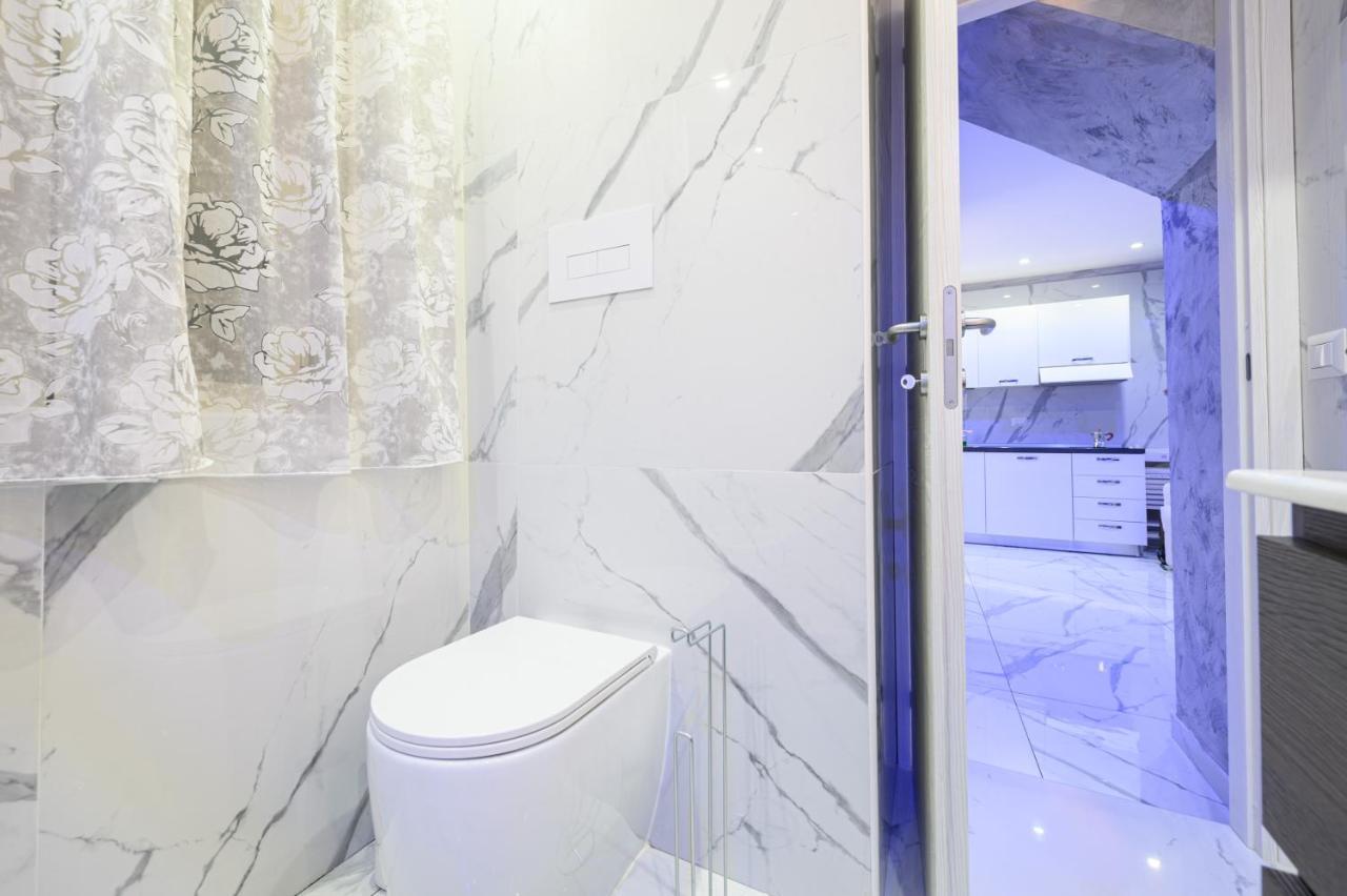 La Magnifica Napoli Apartments White House Luaran gambar