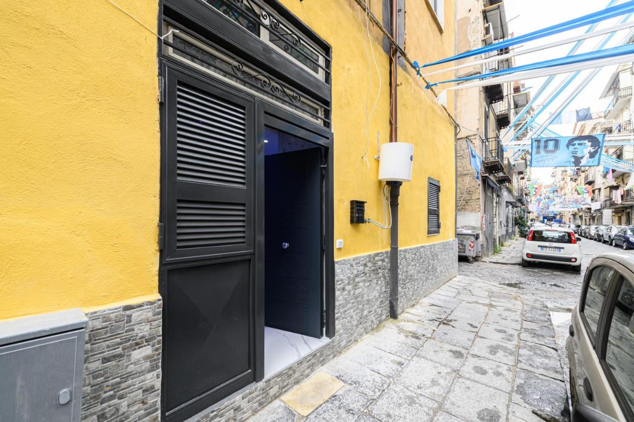 La Magnifica Napoli Apartments White House Luaran gambar